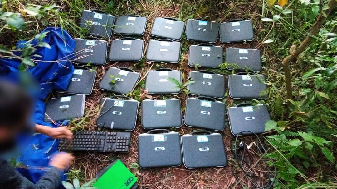 Jardín América: Recuperaron computadoras robadas a una escuela