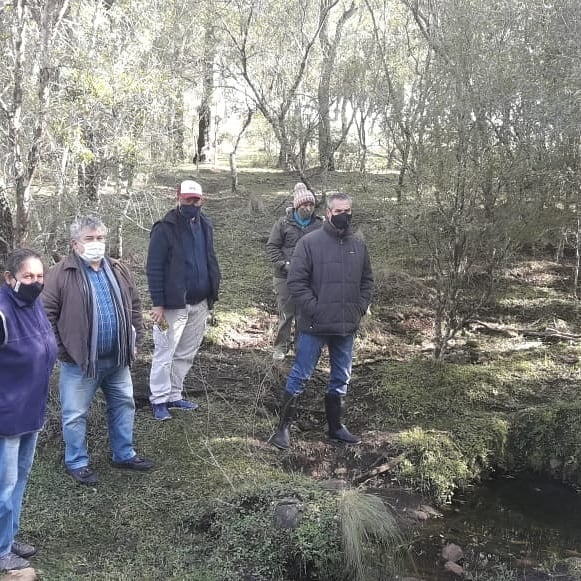 Capacitación a Productores sobre el cuidado y recuperación de vertientes