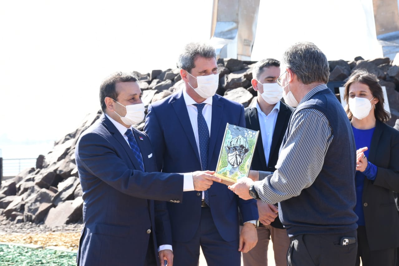 MISIONES HOMENAJEÓ A LOS TRABAJADORES DEL SISTEMA PROVINCIAL DE SALUD