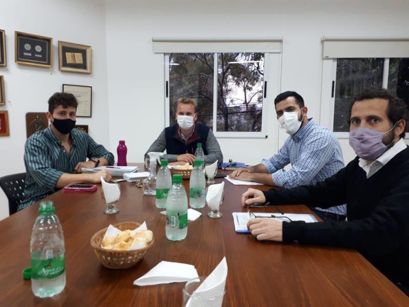 “Se ideó una línea de créditos blandos hacia las personas que terminan el proceso de formación. Avanzamos un paso más, afirmó Jair Dib”