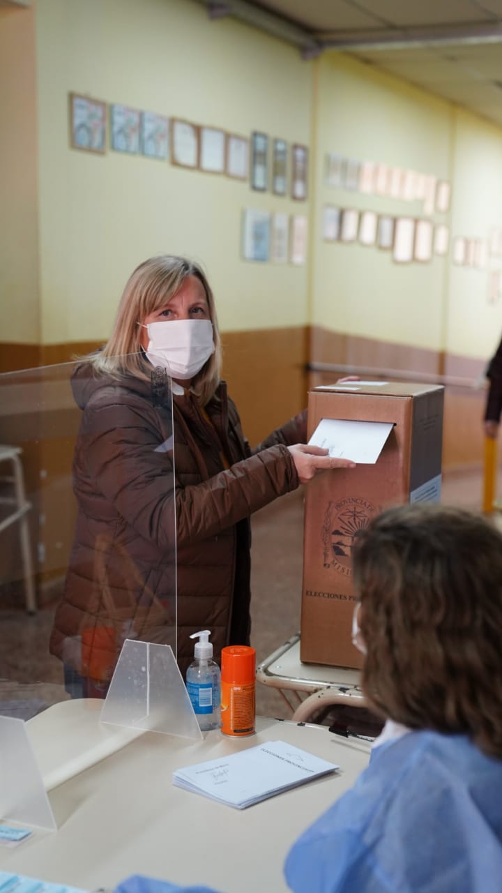 Eugenia Safrán sobre las elecciones bajo protocolos “hoy Misiones está dando el ejemplo de cómo votar”