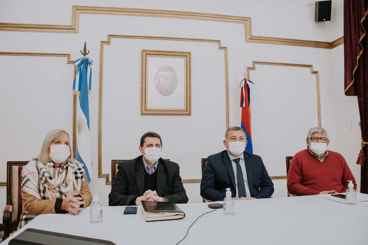 ANUNCIARON LA EJECUCIÓN DE GRANDES OBRAS CLOACALES EN APÓSTOLES 