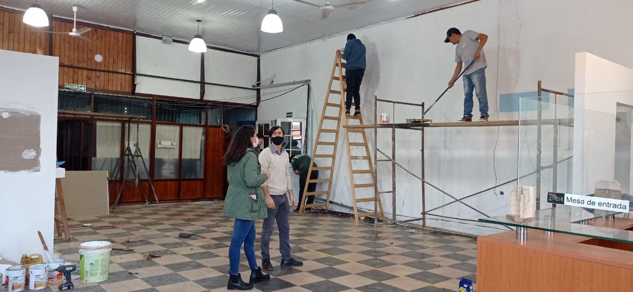Comenzaron los trabajos de remodelación en el edificio de la Municipalidad de San Javier