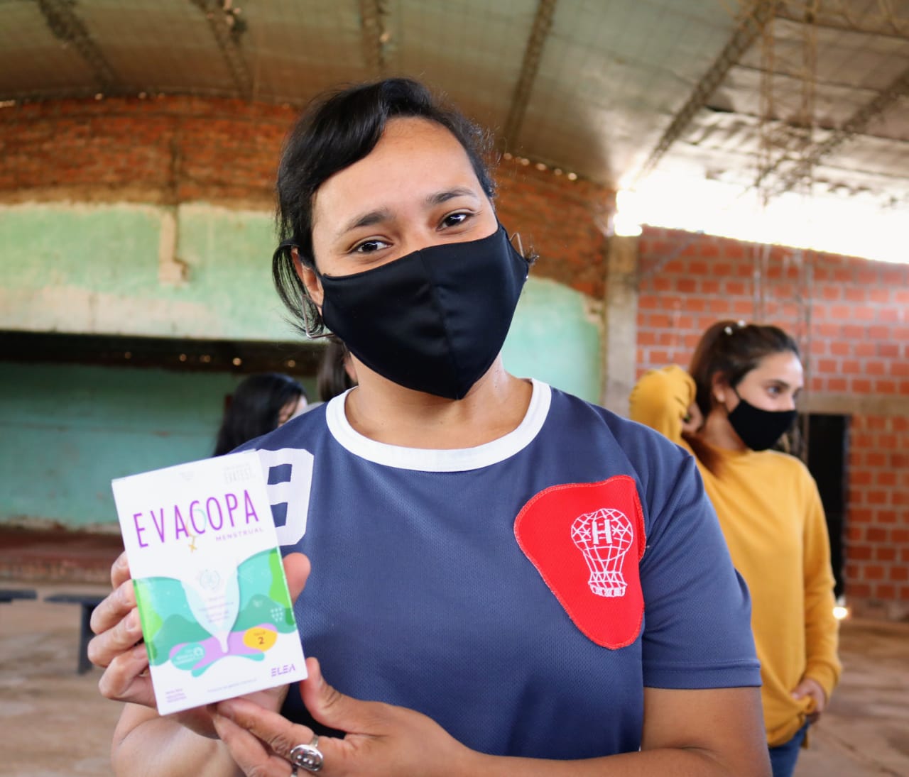 Se presentó en Montecarlo la campaña de Gestión Menstrual
