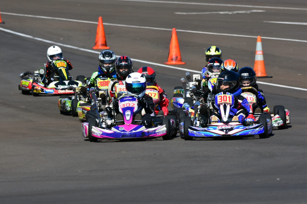 Los Campeonatos de Karting de la FeMAD están muy parejos restando cuatro competencias