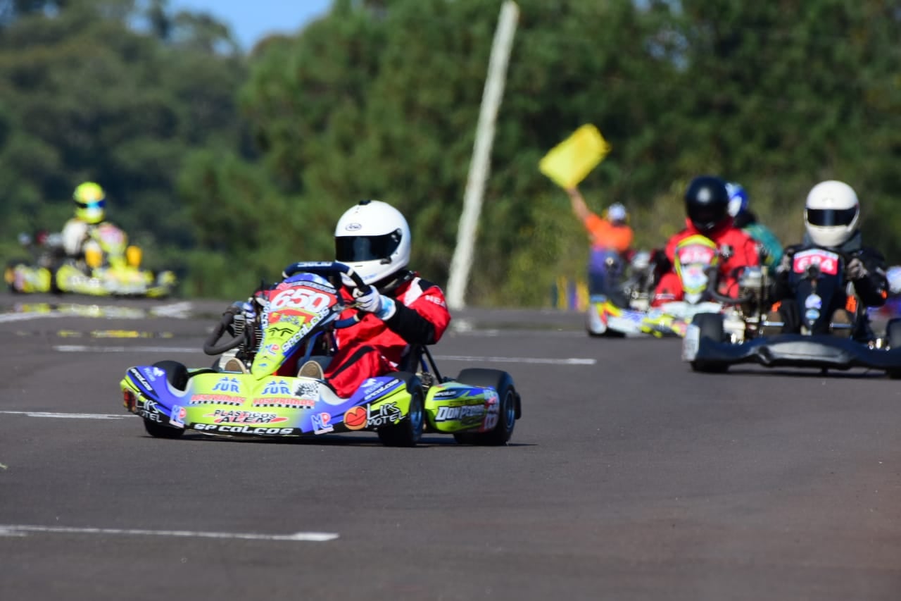 Se confirma la continuidad del calendario 2021 para el Karting y Pista   