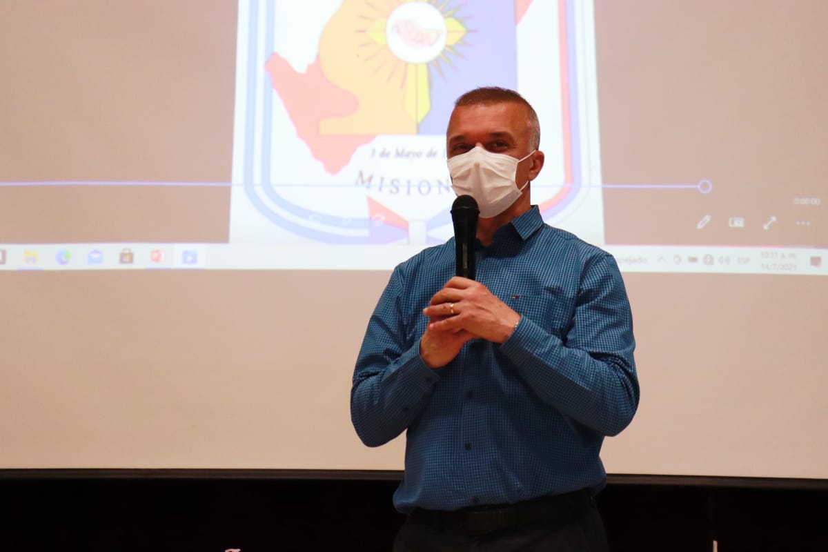 Presentaron Nomenclatura u numeración de calles de Santo Pipó