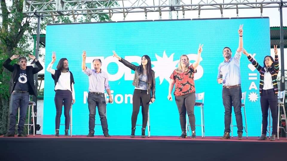 “Lo que discutimos es que modelo de país y de provincia queremos”