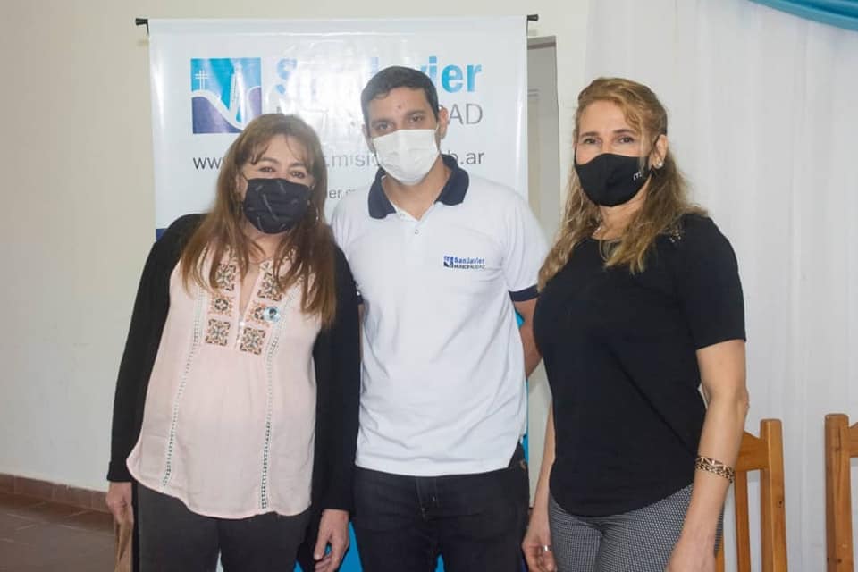 Se realizaron entregas de los premios «Los lapices siguen escribiendo»
