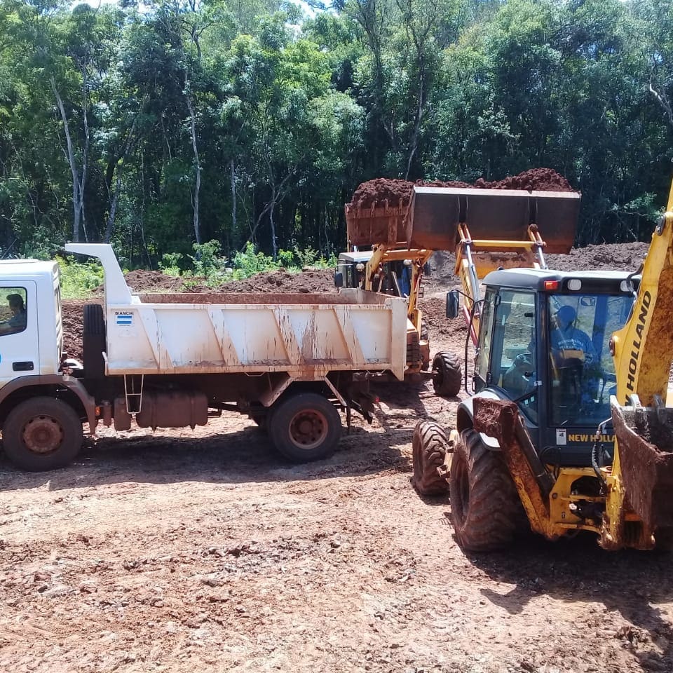 Los trabajos en distintos sectores de Itacaruaré no se detienen