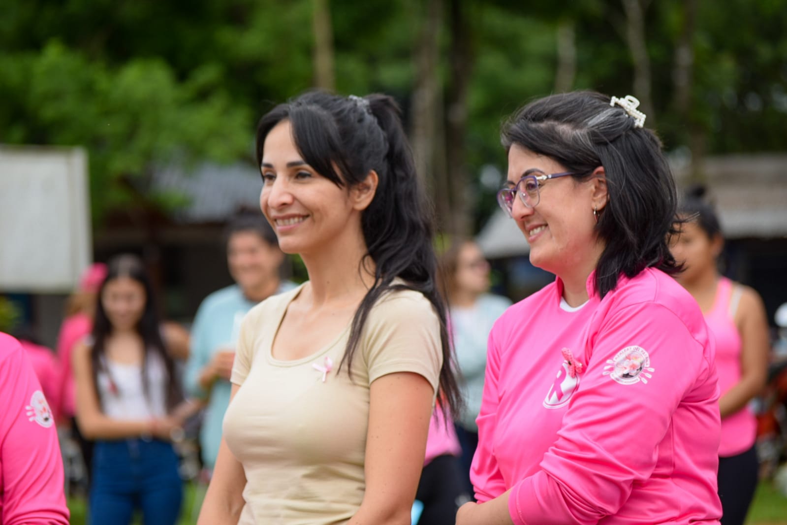 19 de octubre: Día Mundial de la Lucha Contra el Cáncer de Mama: Las “Azaleas del Paraná” remaron contra el cáncer de mama