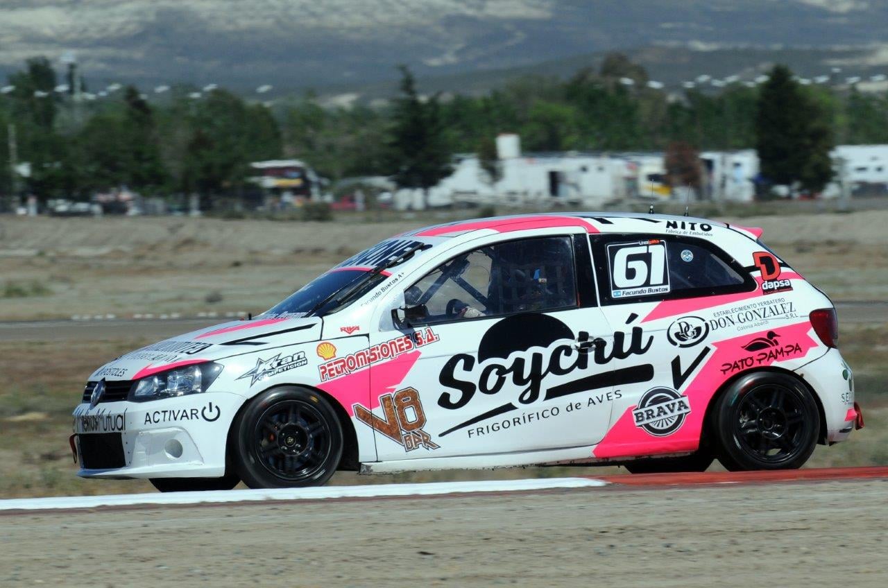 En Trelew Facundo Bustos terminó 6to «Fue una carrera muy peleada, el rendimiento de 10»