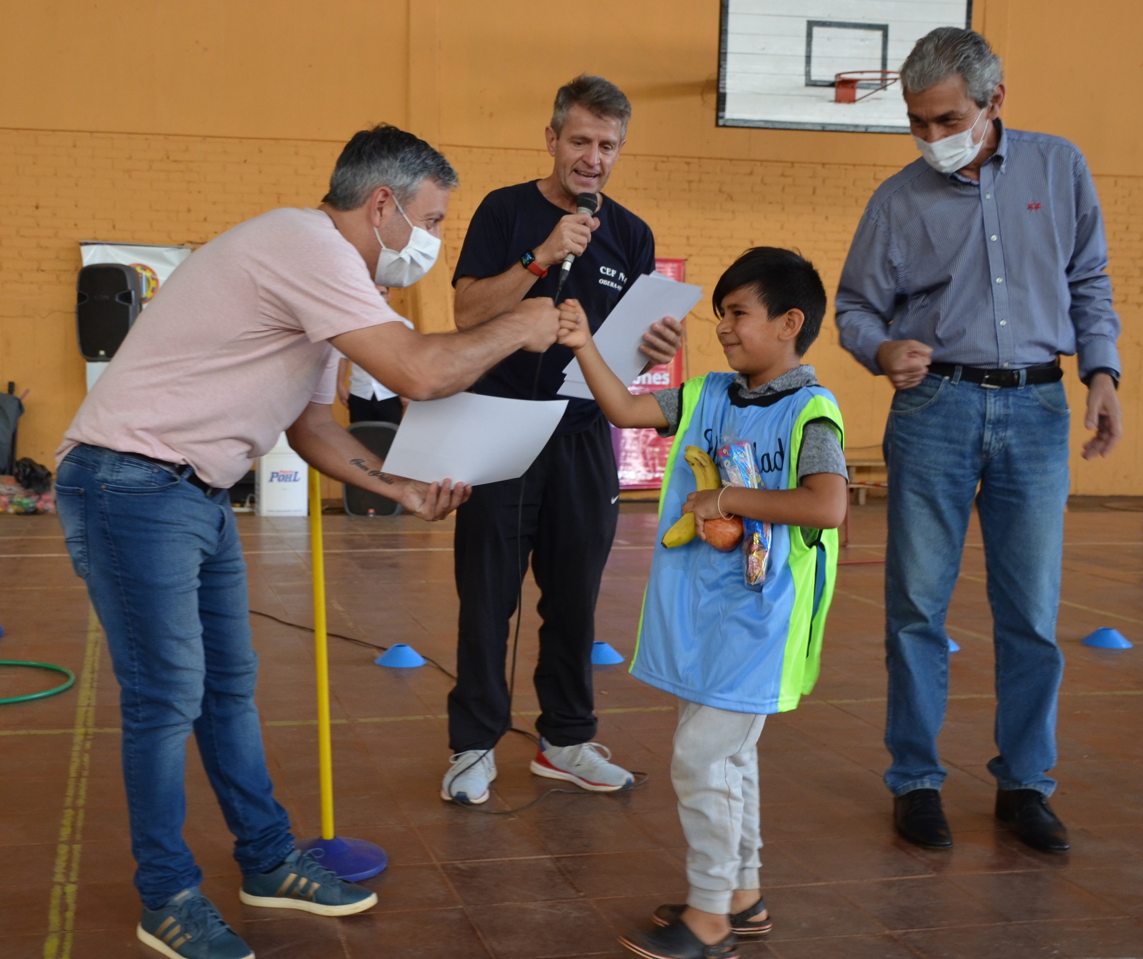 EL MINISTERIO DE DEPORTES REALIZÓ UN ENCUENTRO DE MINI-ATLETISMO Y EVALUACIONES DEPORTIVAS EN OBERÁ