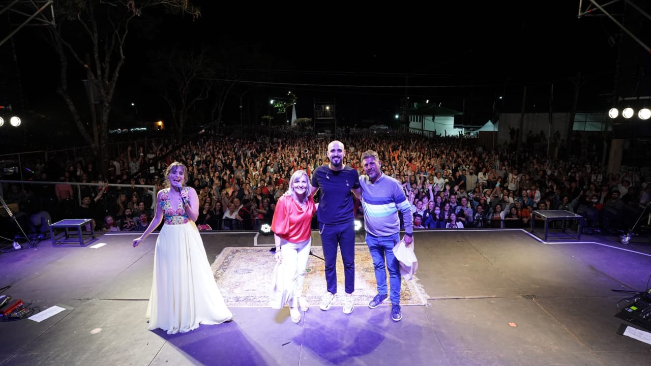 Cierre con Broche de Oro la 43° Fiesta Nacional e Internacional de la Yerba Mate en Apóstoles