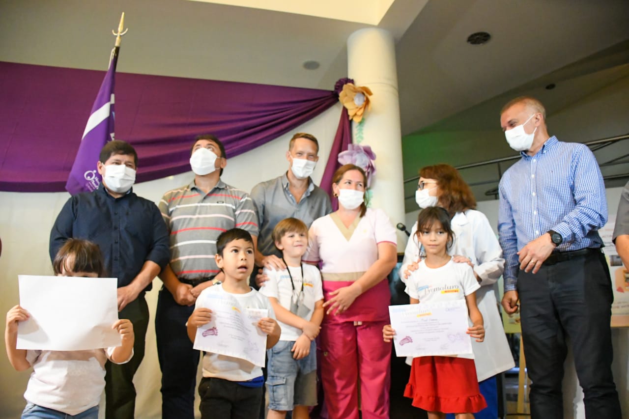 El vicegobernador Dr. Carlos Arce participó de las actividades por el Día Mundial del Niño Nacido Prematuro en el Hospital Materno Neonatal de Posadas.