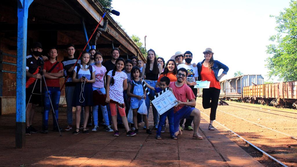 Jóvenes y Adolescentes hacen Cine Comunitario