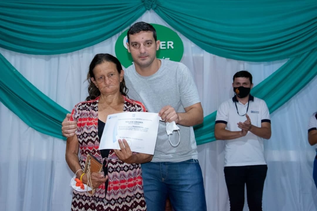 En “La Dulce” se realizaron entregas de Certificados del Programa Crecer San Javier