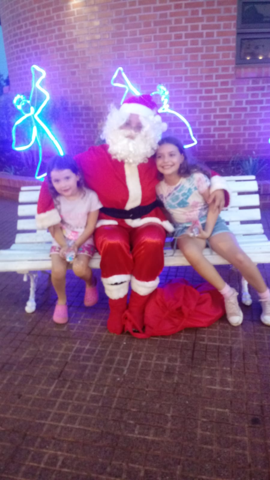Papá Noel de visita por la localidad de San José