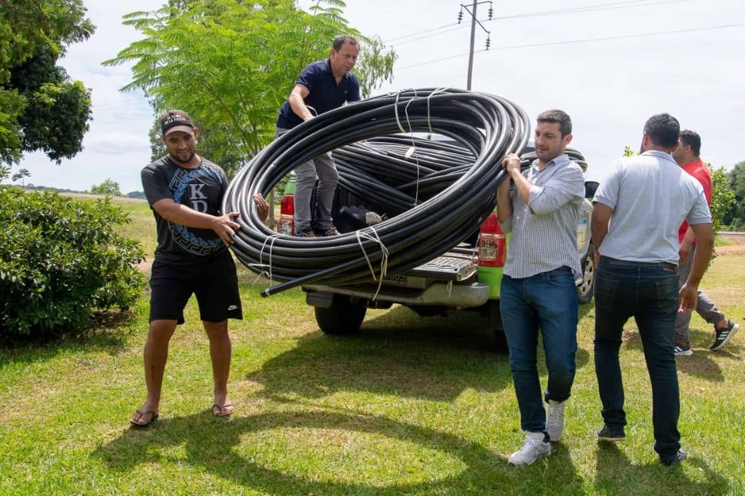 Vecinos del Km 18 de San Javier contaran con Red de Agua Potable