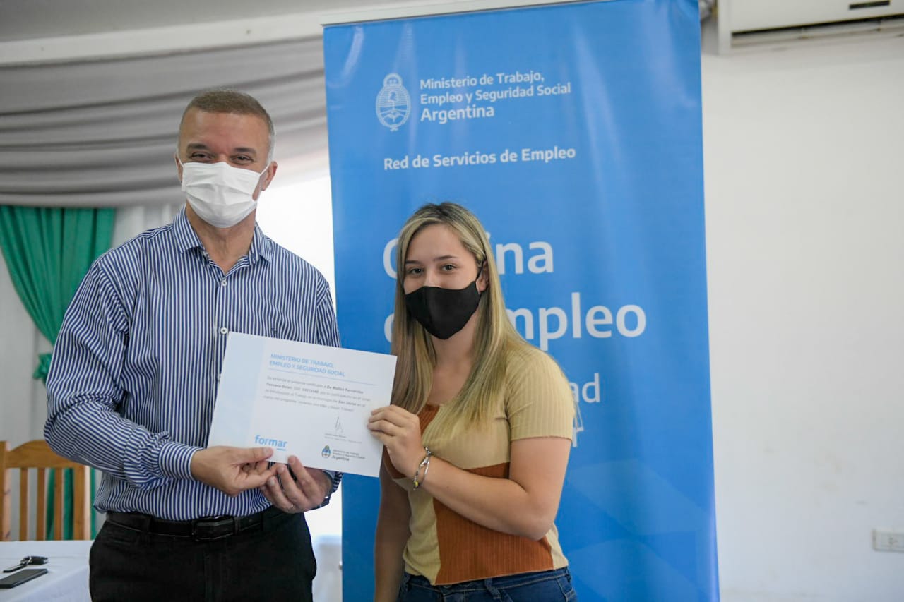 Jóvenes de San Javier y Mojón Grande recibieron certificados CIT