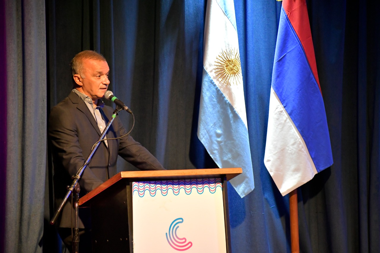 Desde el Gobierno Provincial priorizamos la Salud para seguir cuidando a los misioneros y las misioneras” indicó el vicegobernador Dr. Carlos Arce