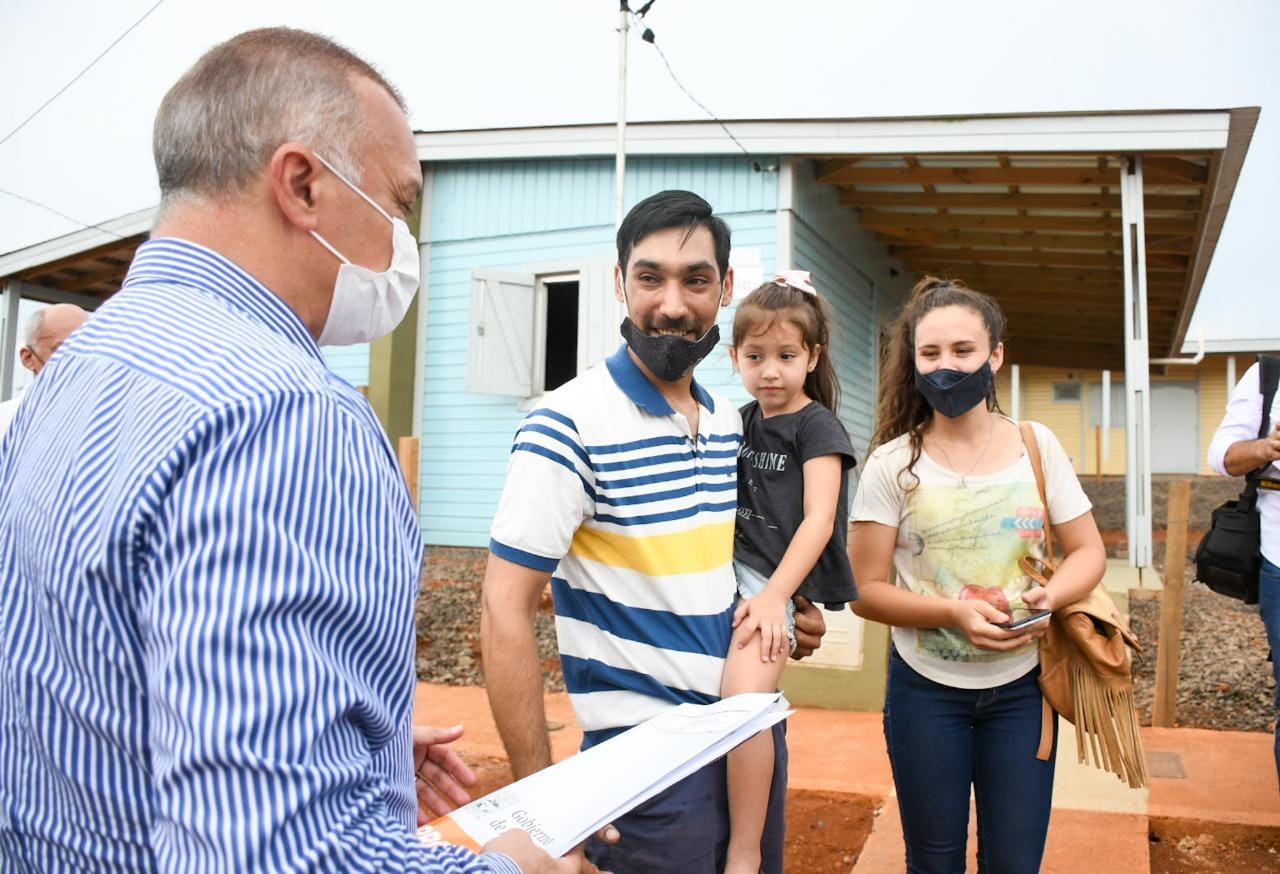 El vicegobernador señaló lo importante de viviendas propias que son un hogar para los misioneros