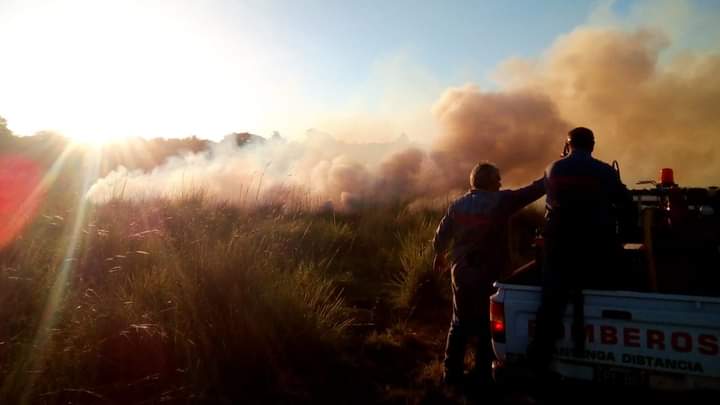 Domingo con incendio que duró 3 horas