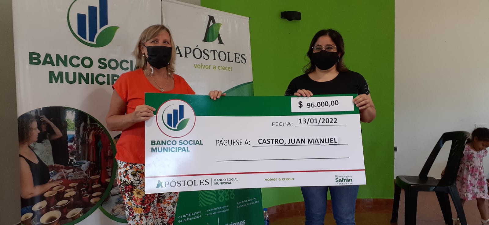 Se realizó una nueva entrega de créditos del Banco Social Municipal