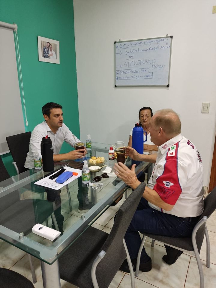 Ovidio Kaiser y Matías Vílchez Intendente de La Dulce