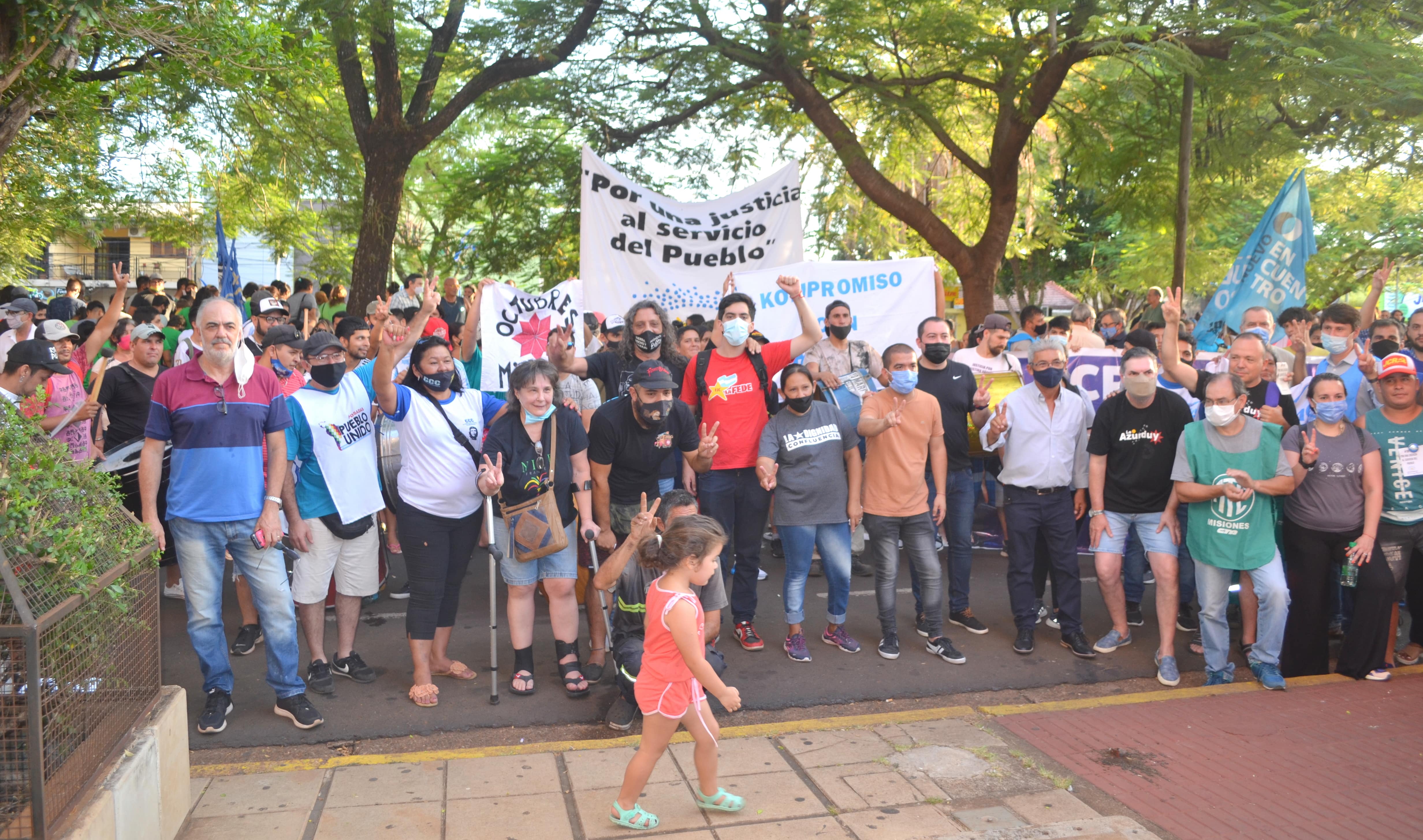 1F: Organizaciones políticas, sociales, gremiales movilizadas en reclamo de la democratización de la Justicia