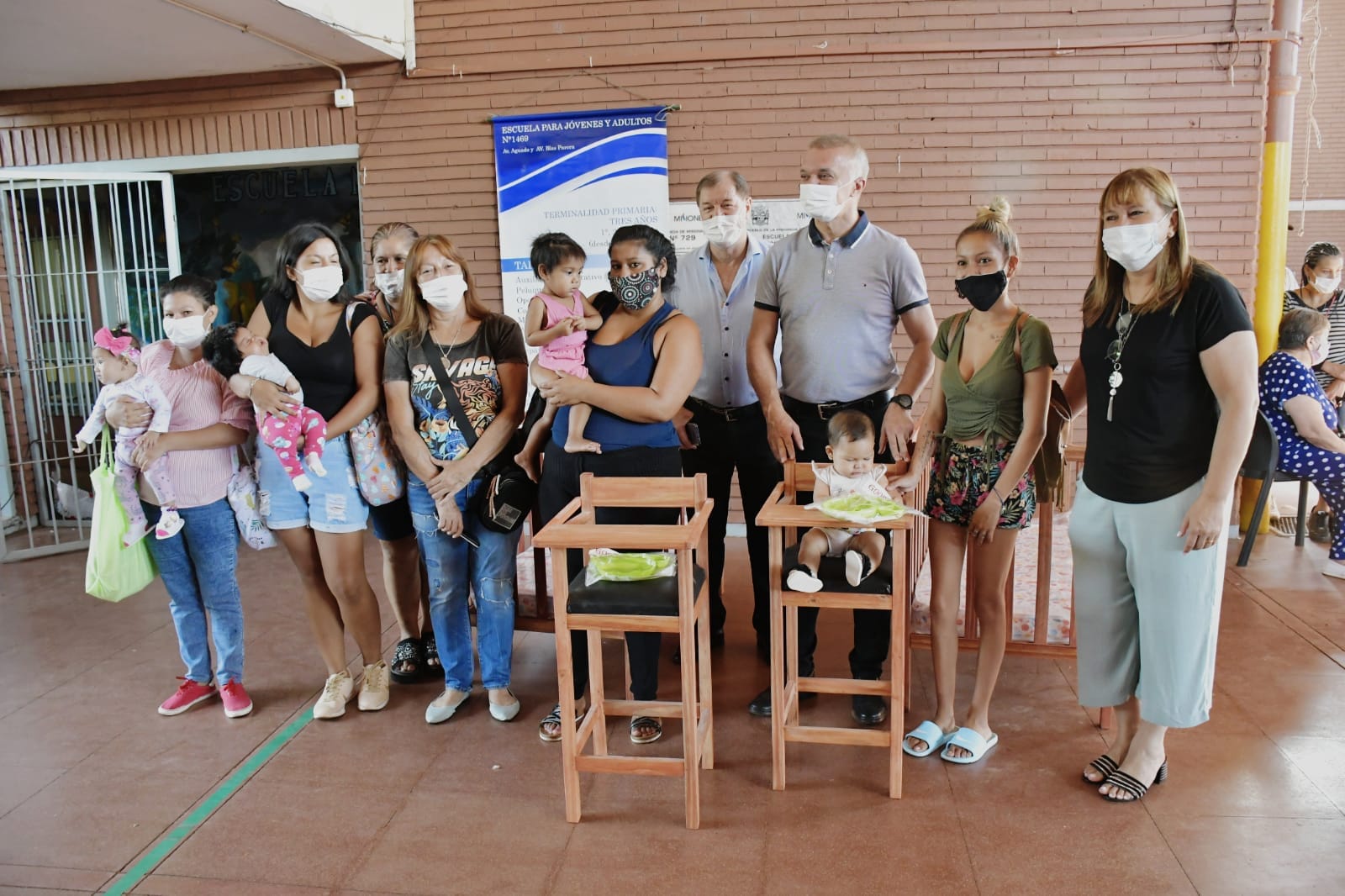 El Micro P.A.S. acerca servicios a los vecinos del Barrio Yacyretá