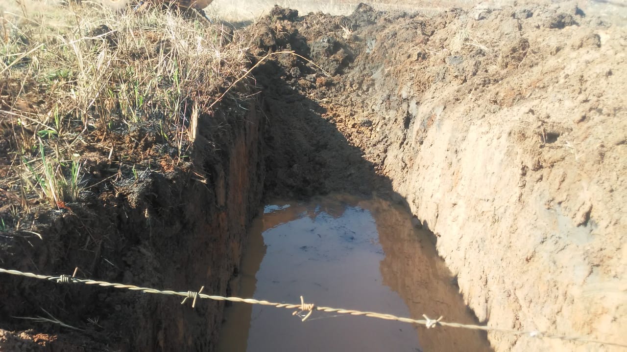Continúan los trabajos de ampliación de reservorios y recuperación de vertientes en las colonias de Apóstoles