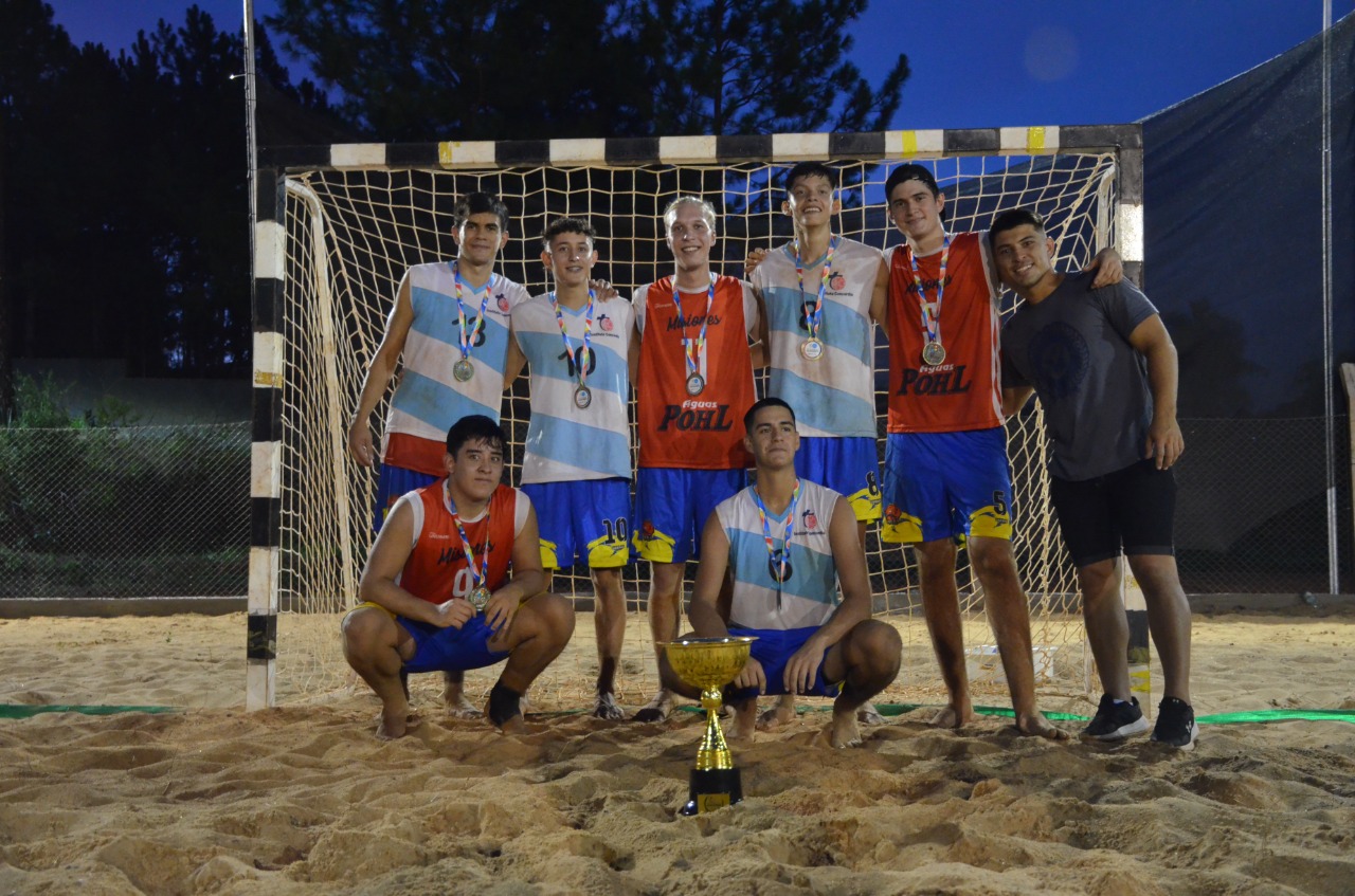 JUEGOS NACIONALES EVITA DE PLAYA: AEMO GANÓ LA ETAPA CLASIFICATORIA PROVINCIAL EN BEACH HANDBALL