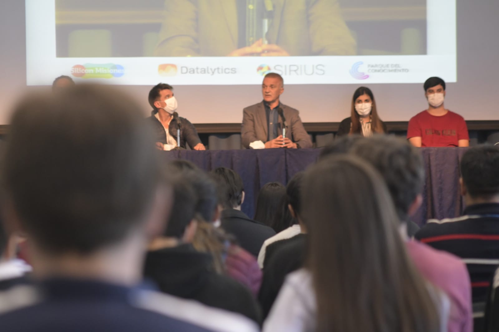 El Gobierno Provincial promueve herramientas y oportunidades desde la educación en toda la Provincia, aseguró el Vicegobernador en “Software & Data: el Futuro del Conocimiento Misionero”