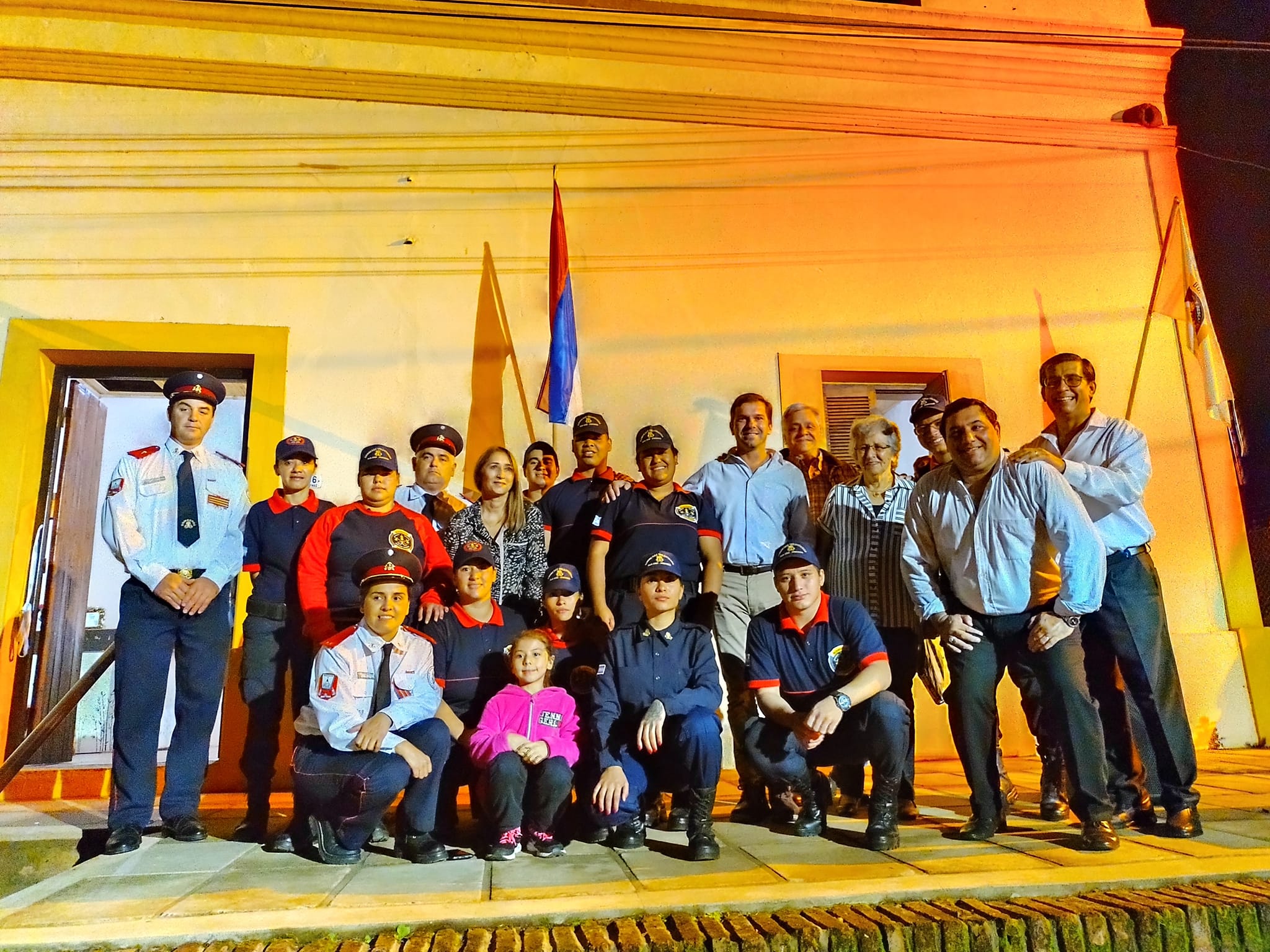 El Intendente «Kike» Tenaschuk participo de la inauguración del Cuartel de Bomberos y la presentación de su primer Móvil