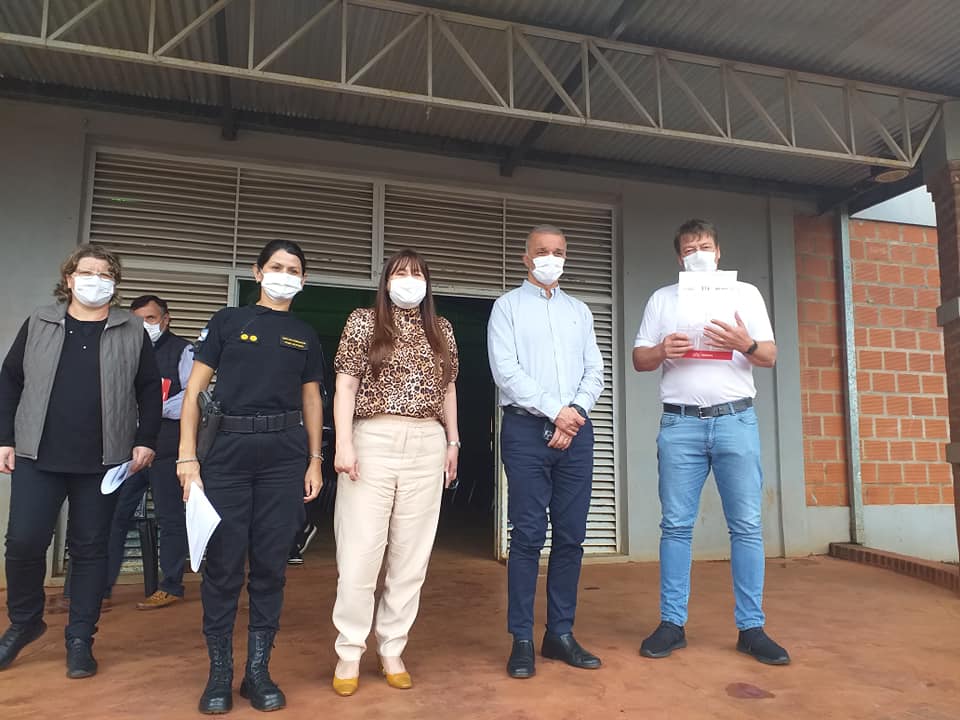 El Vicegobernador Arce y la Ministra de Trabajo visitaron la localidad de Tres Capones