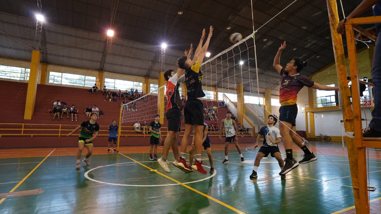 Se realizó la primera observación abierta de jugadores para la Selección Misionera de Voleibol