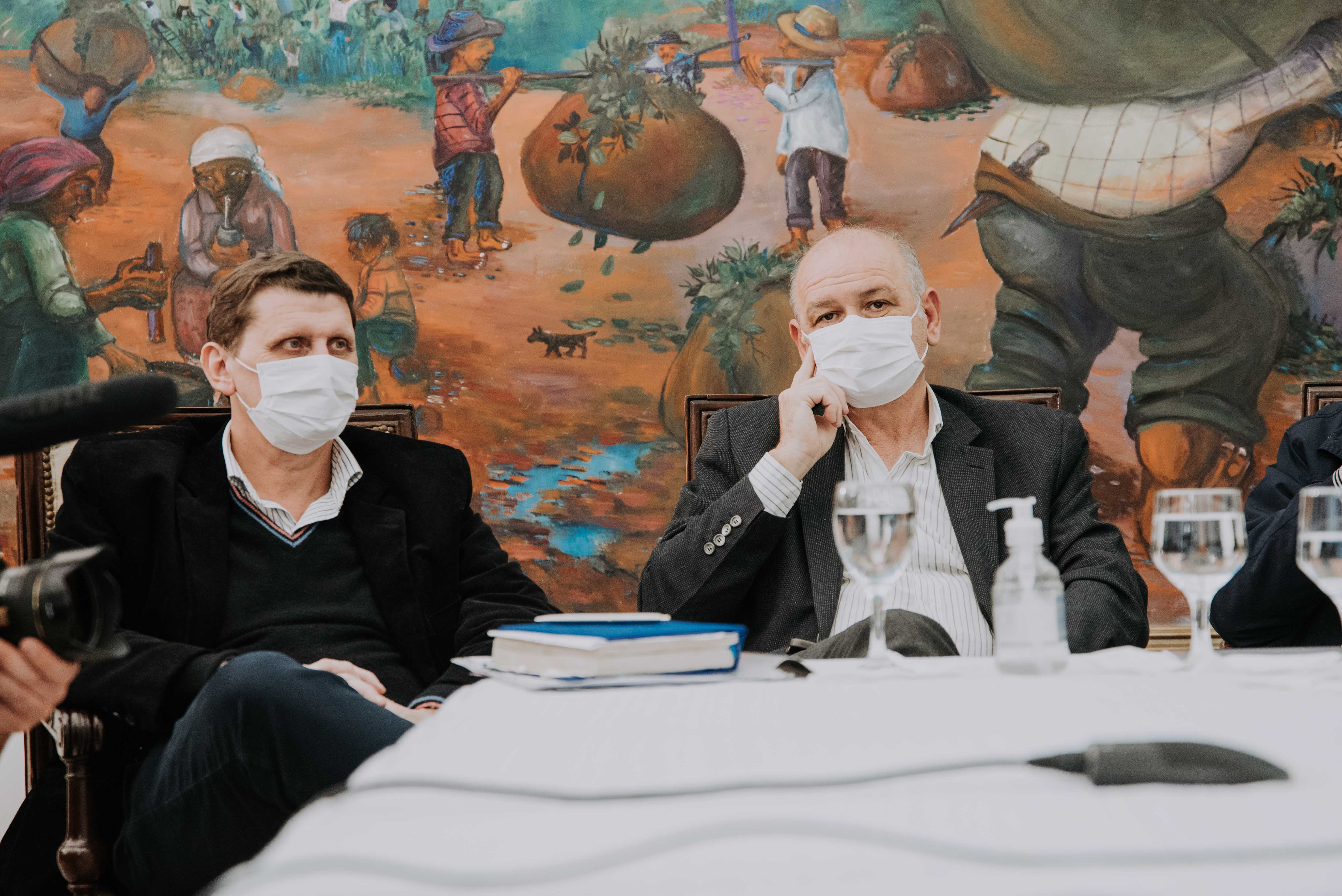 EL GOBIERNO ASISTE A LOS PRODUCTORES CAÑEROS AFECTADOS POR SEQUÍA E INCENDIOS 