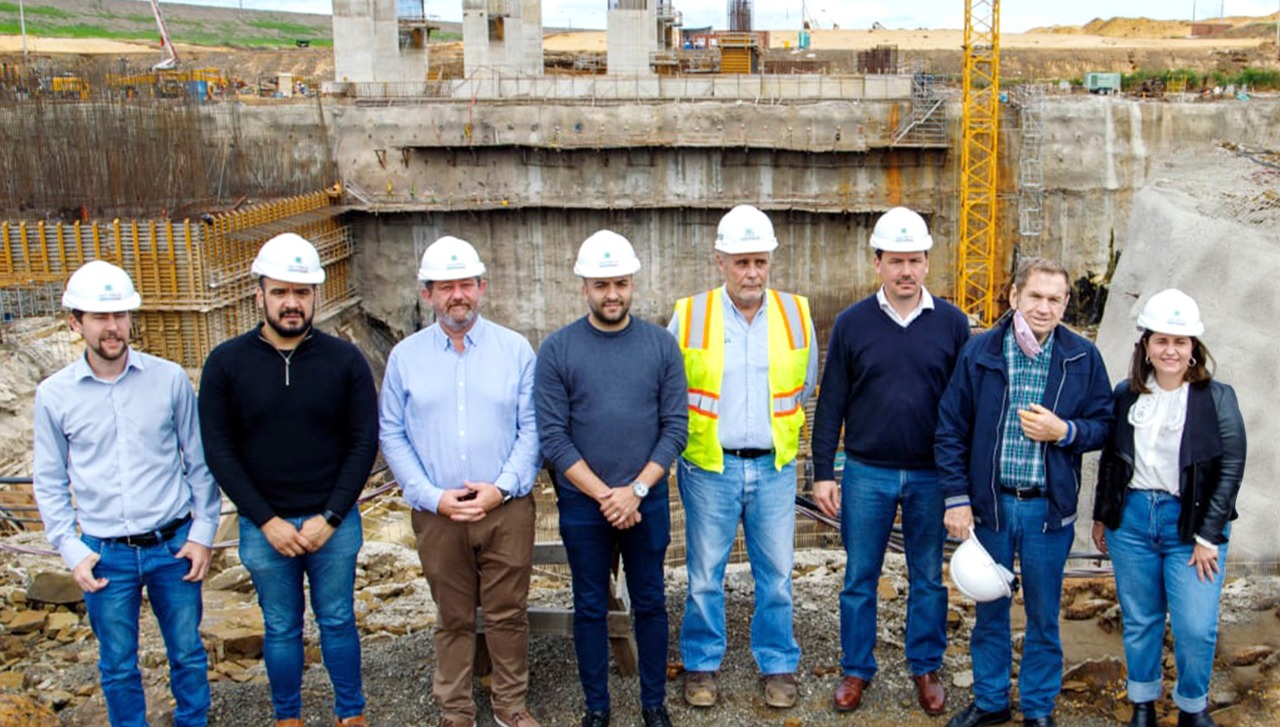 Funcionarios del área de Energía de la Nación visitaron el complejo Yacyretá