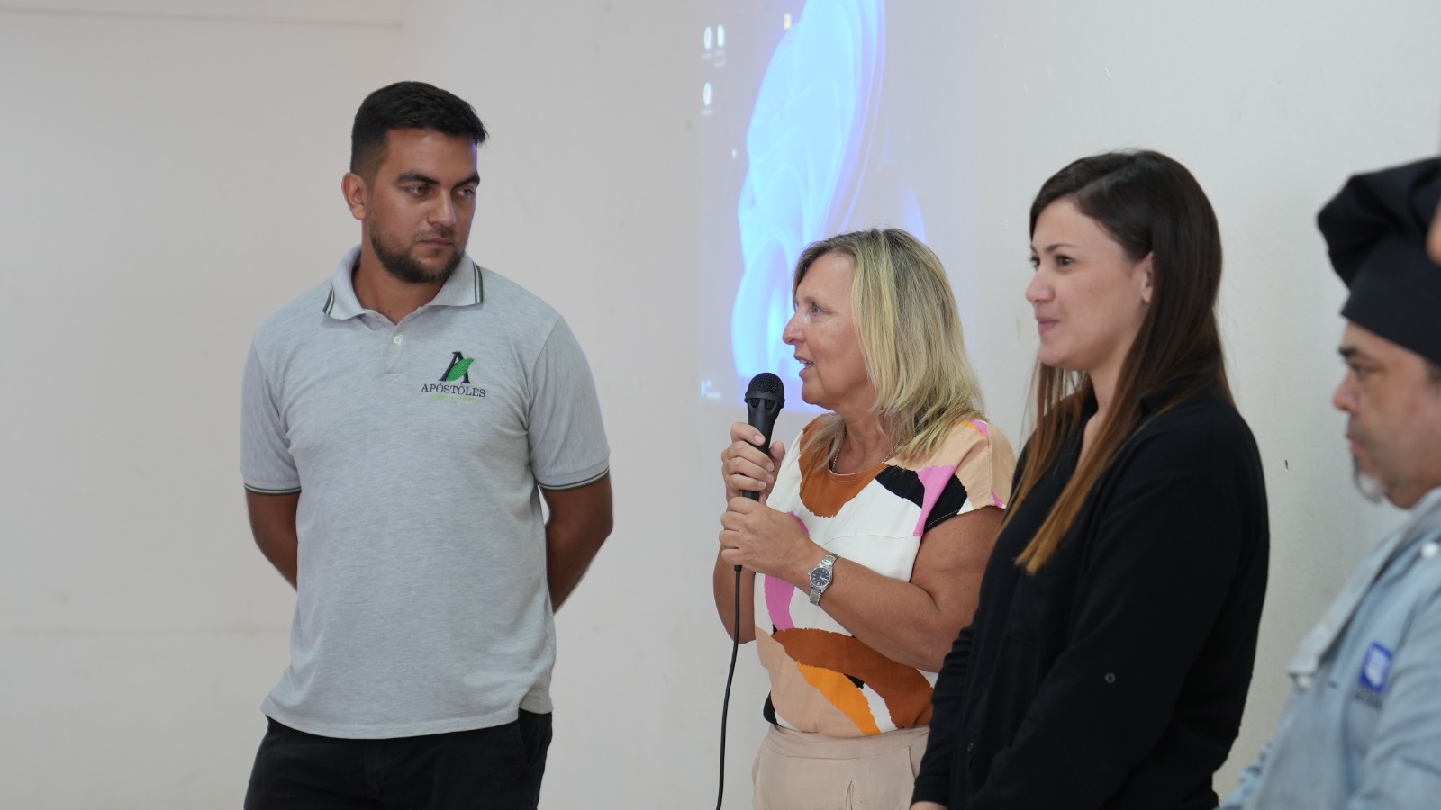 Taller de Nutrición y Entrega de Suplementos en Apóstoles