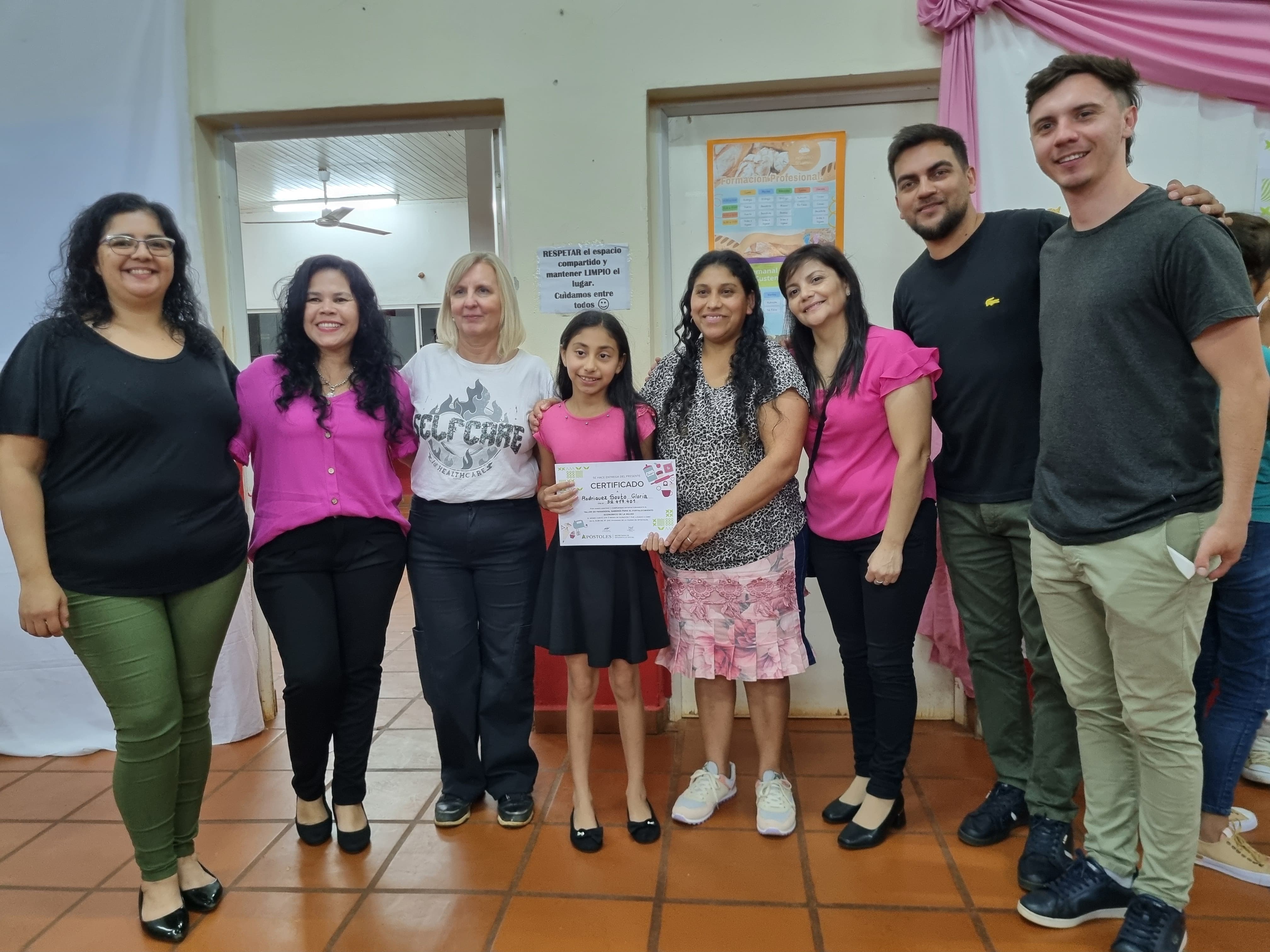 Finalizó el curso de Panadería destinado a mujeres apostoleñas.
