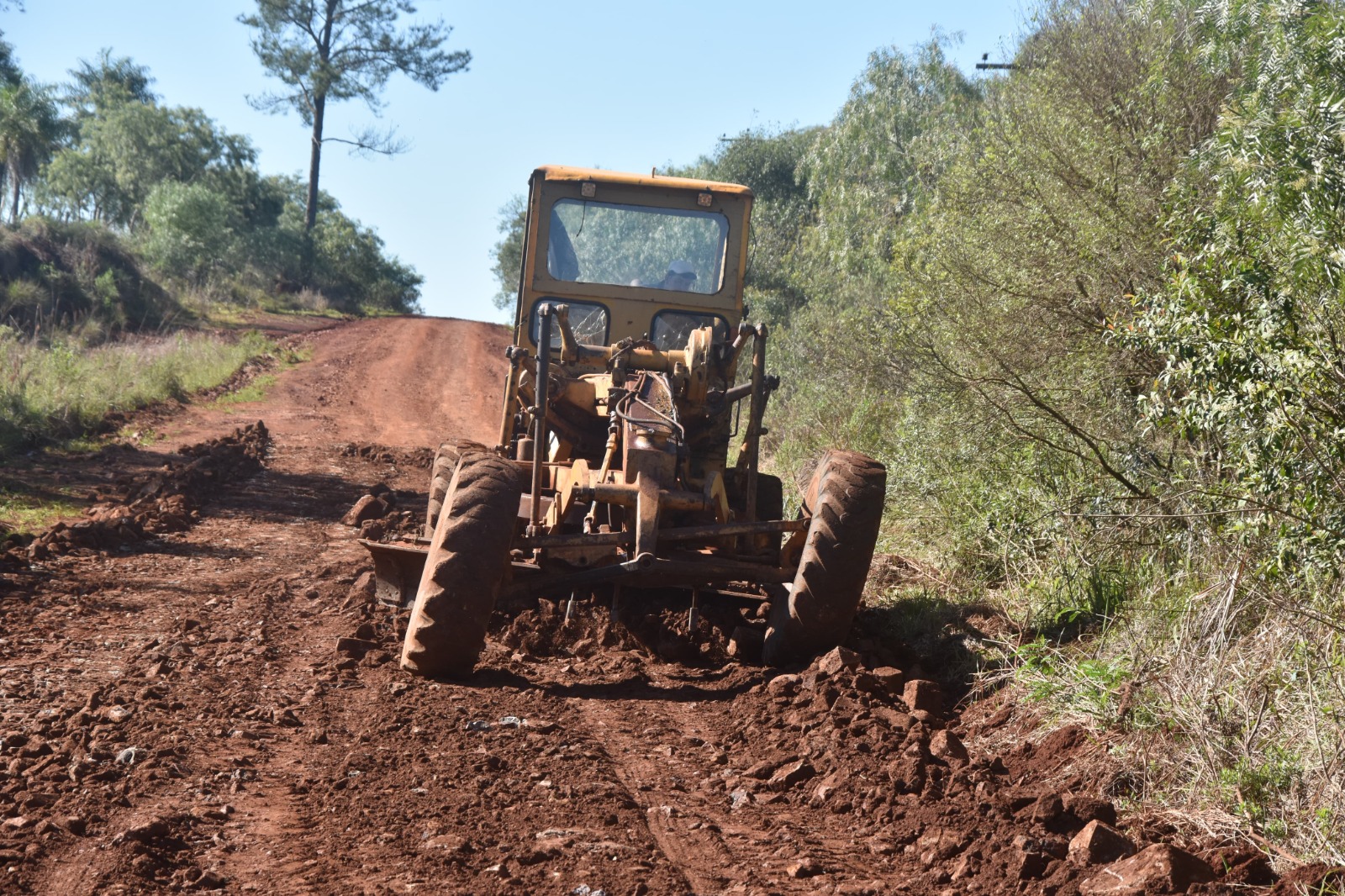 Mejoras en caminos rurales buscan optimizar circulación y responder a demandas de productores y transportistas